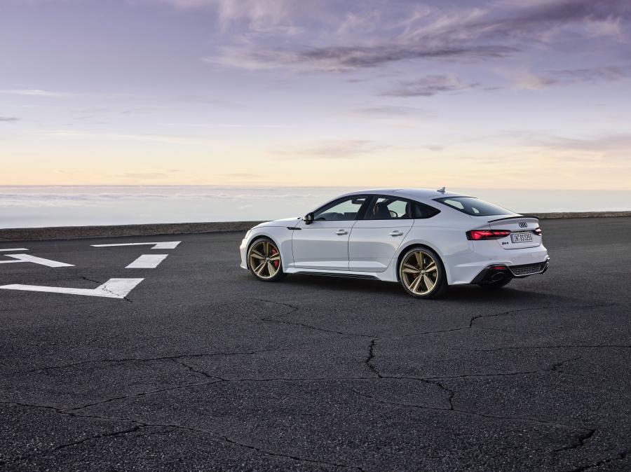  Audi RS5 Sportback (B9) 2019 года  (WW) (фото 5 из 56)